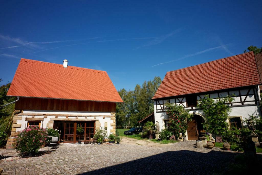 Obere Muehle - Scheunenwohnung Mitten Im Gruenen Baunach Exterior photo